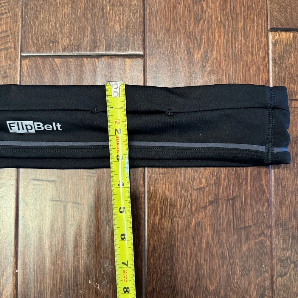 Black‎ Runners FlipBelt XL. NO ZIPPER